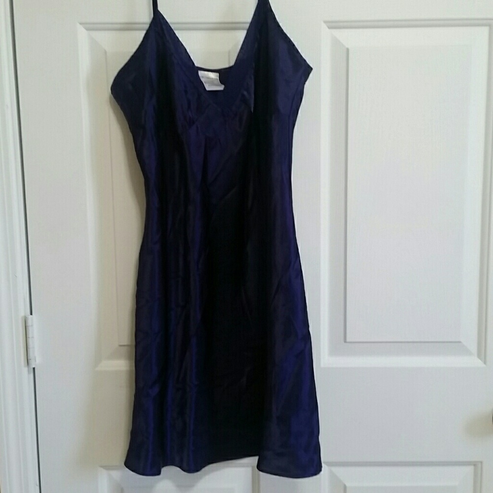 Liz Claiborne Nightie L